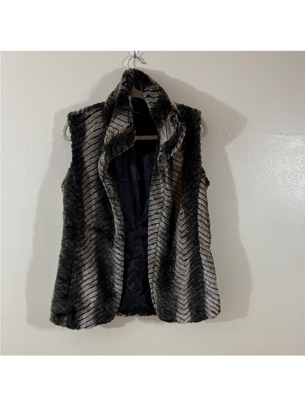Via Spiga Black and Gray Faux Fur Vest